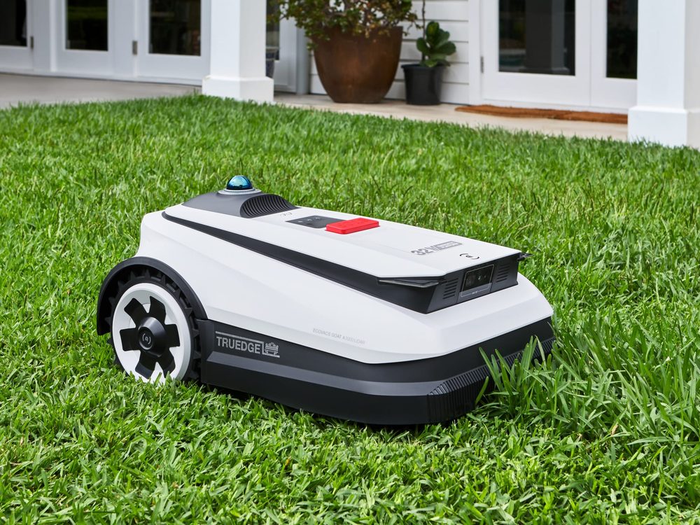 ECOVACS GOAT A3000 LiDAR robot lawn mower
