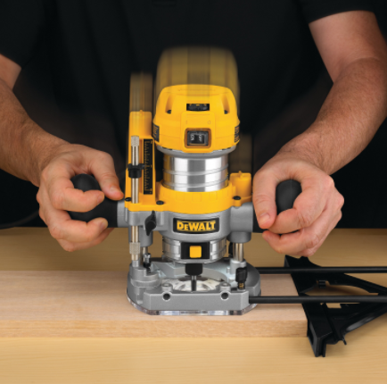 DeWalt DWP611PK
